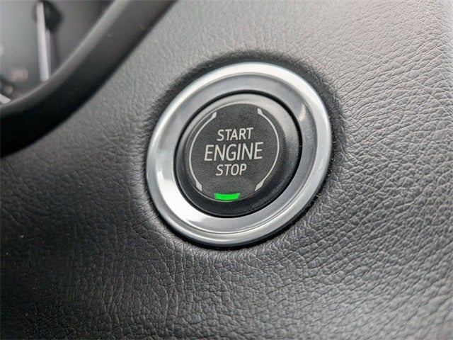 2022 Cadillac XT4 AWD Premium Luxury