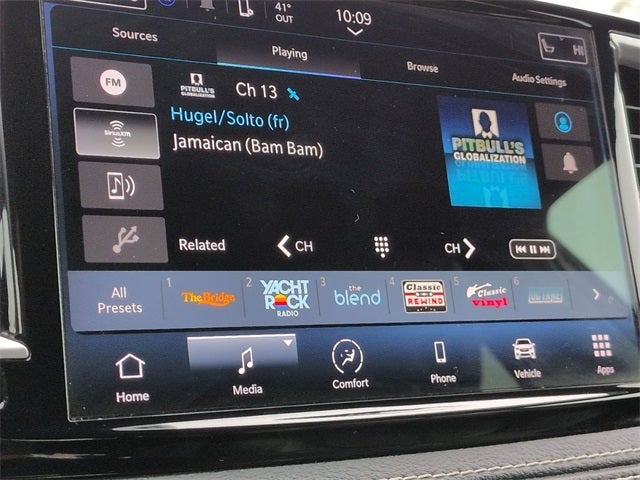 2022 Chrysler Pacifica Touring L