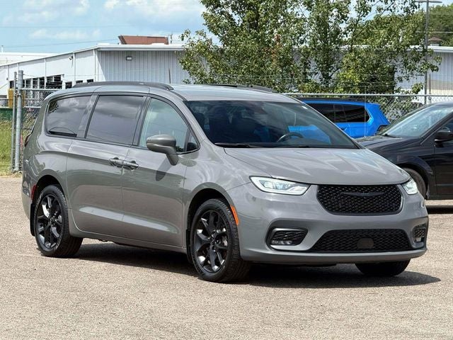 2022 Chrysler Pacifica Touring L AWD