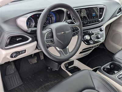 2023 Chrysler Pacifica Touring L AWD