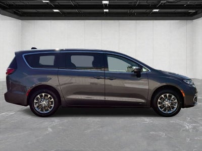 2023 Chrysler Pacifica Touring L AWD