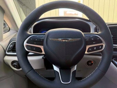 2023 Chrysler Pacifica Touring L AWD