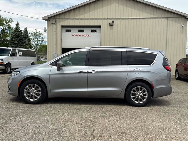 2021 Chrysler Pacifica Touring L AWD