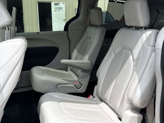 2021 Chrysler Pacifica Touring L AWD