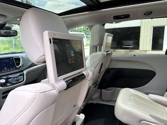 2021 Chrysler Pacifica Touring L AWD