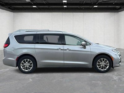 2021 Chrysler Pacifica Touring L AWD