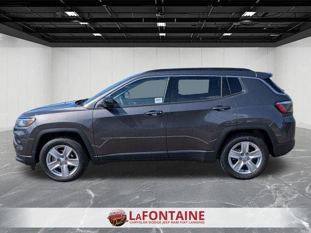 2022 Jeep Compass Latitude FWD