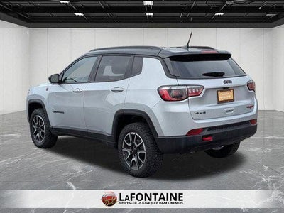 2025 Jeep Compass Trailhawk 4x4