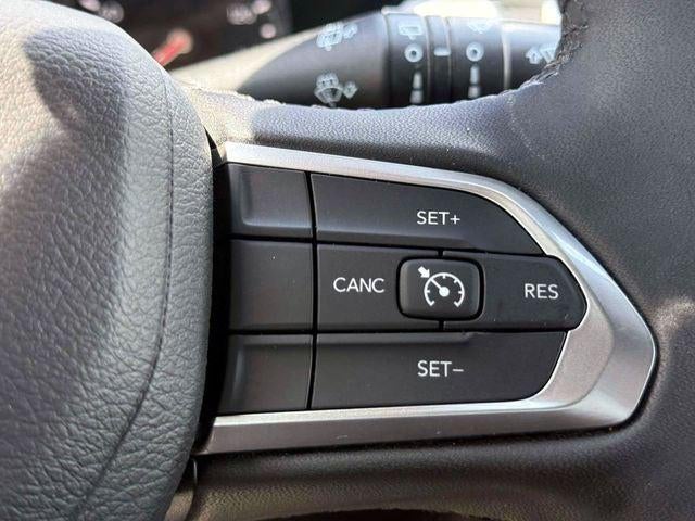 2024 Jeep Compass Latitude Lux FWD