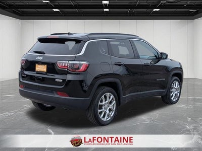2023 Jeep Compass Latitude Lux FWD
