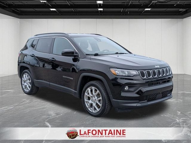2023 Jeep Compass Latitude Lux FWD