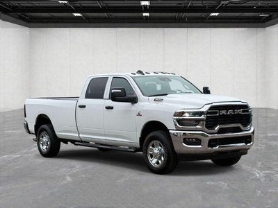 2026 RAM 3500 Tradesman Crew Cab 4x4 8' Box
