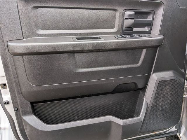 2018 RAM 2500 Tradesman Crew Cab 4x4 6'4' Box