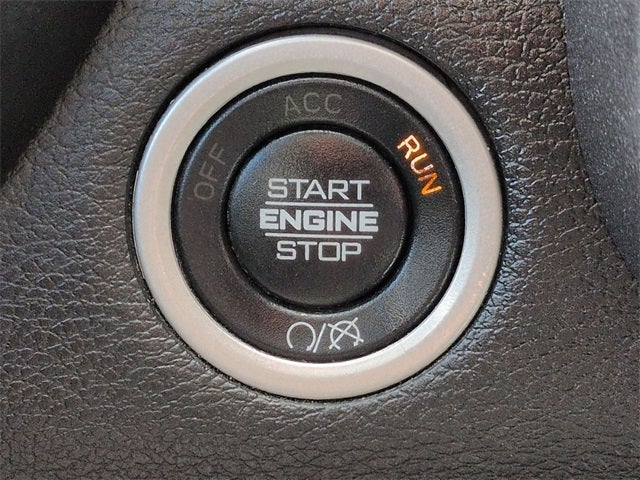 2022 RAM 2500 Tradesman Crew Cab 4x4 8' Box