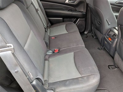 2019 Nissan Pathfinder S