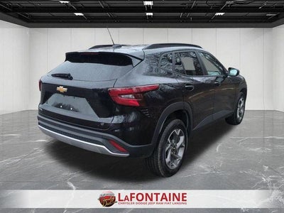 2025 Chevrolet Trax FWD LT