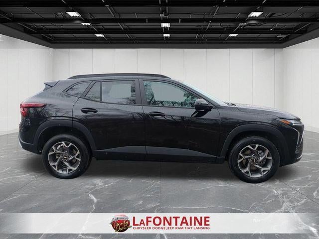 2025 Chevrolet Trax FWD LT