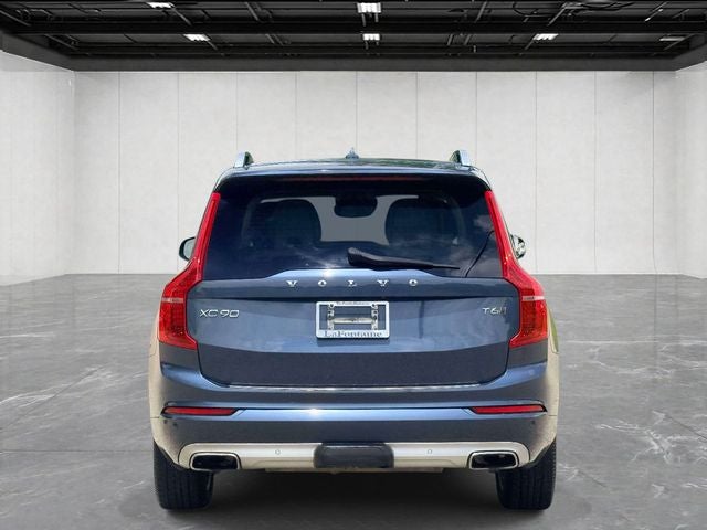 2018 Volvo XC90 T6 Momentum