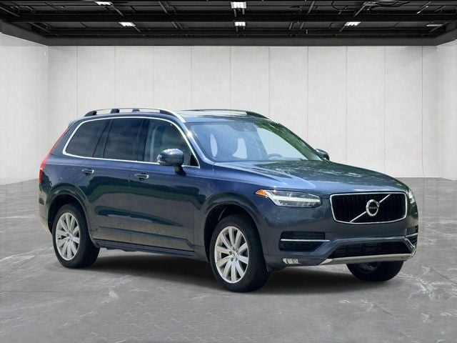 2018 Volvo XC90 T6 Momentum