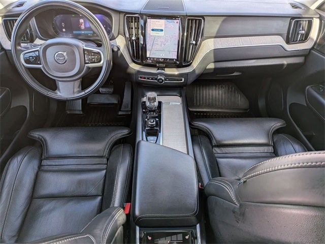 2022 Volvo XC60 B5 Inscription