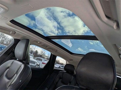 2022 Volvo XC60 B5 Inscription