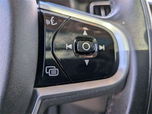 2022 Volvo XC60 B5 Inscription