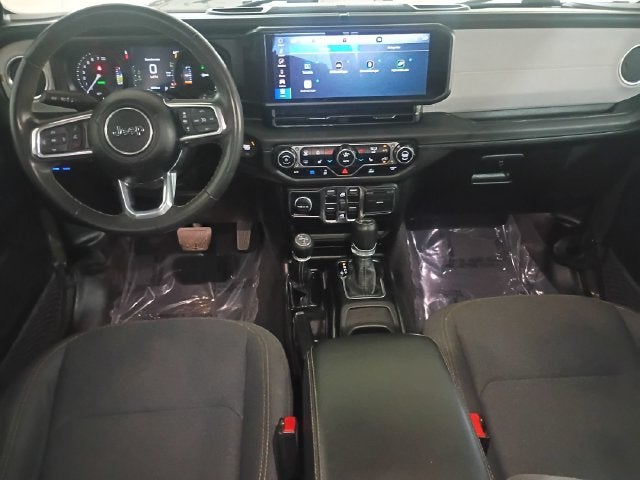2024 Jeep Wrangler Sahara 4xe