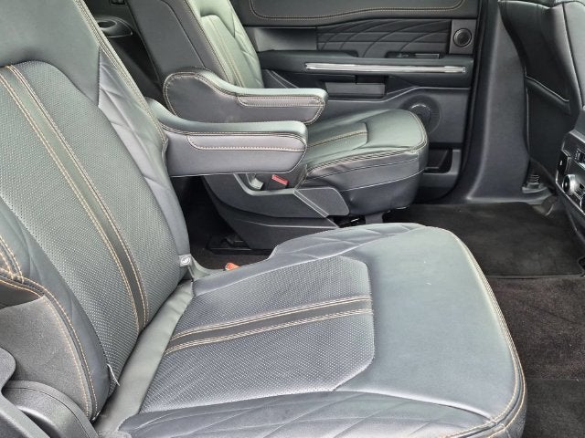 2022 Ford Expedition Platinum