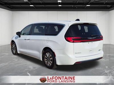 2024 Chrysler Pacifica Hybrid Select