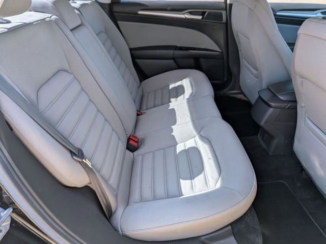 2013 Ford Fusion S