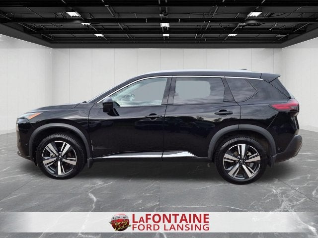 2022 Nissan Rogue SL