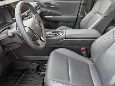 2025 Toyota Crown Signia Limited