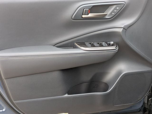 2025 Toyota Crown Signia Limited
