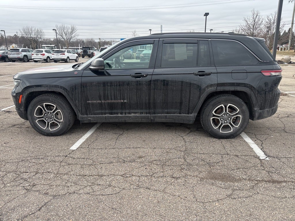 2022 Jeep Grand Cherokee Trailhawk