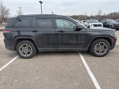2022 Jeep Grand Cherokee Trailhawk