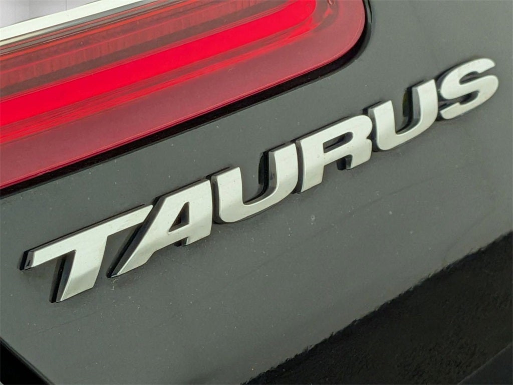 2018 Ford Taurus Limited