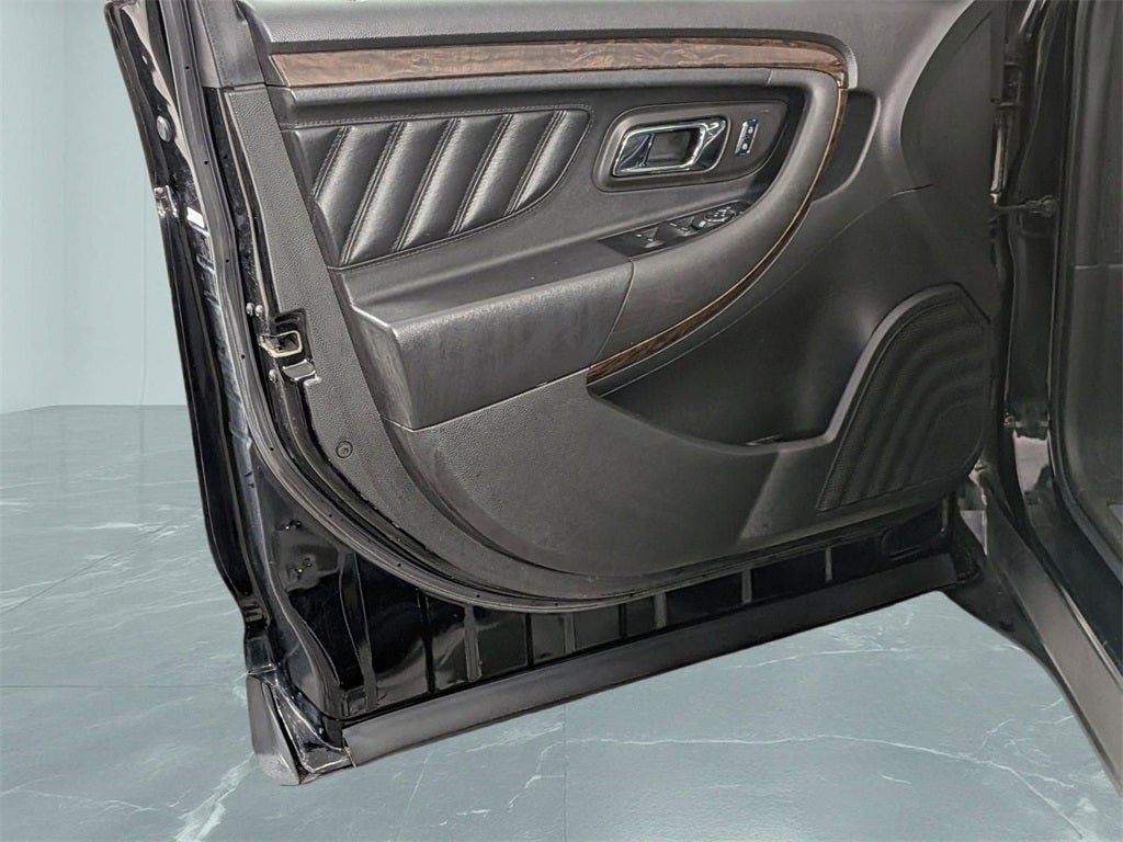 2018 Ford Taurus Limited