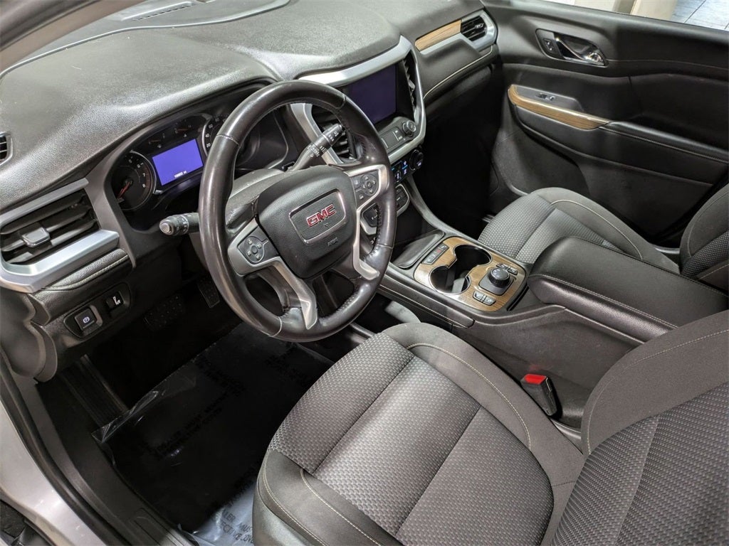 2020 GMC Acadia SLE