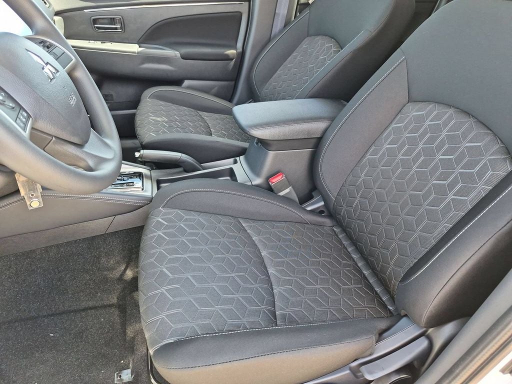 2027 Mitsubishi Outlander Sport 2.0 ES