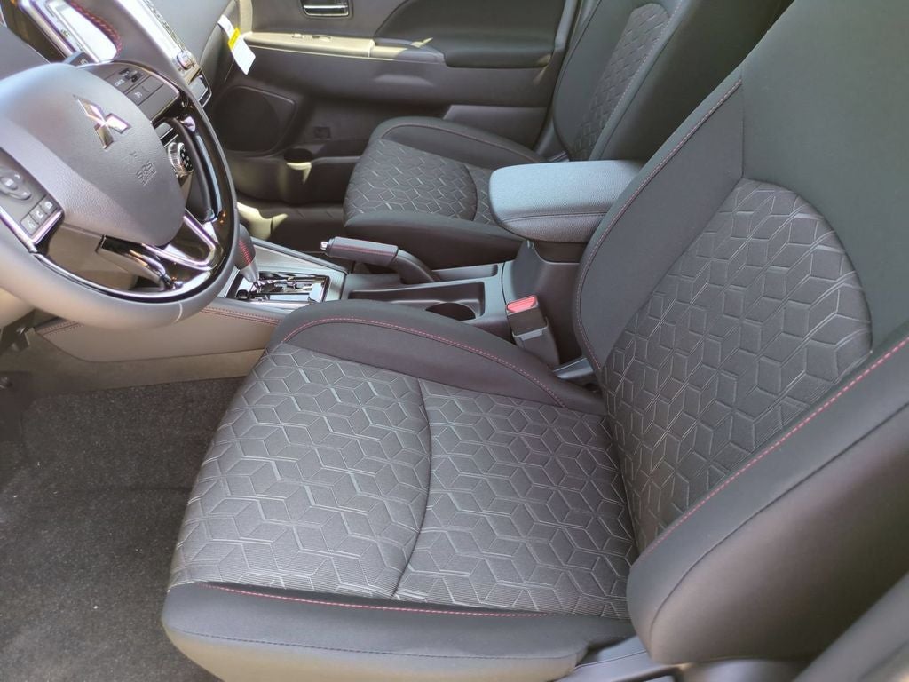2026 Mitsubishi Outlander Sport 2.0 LE