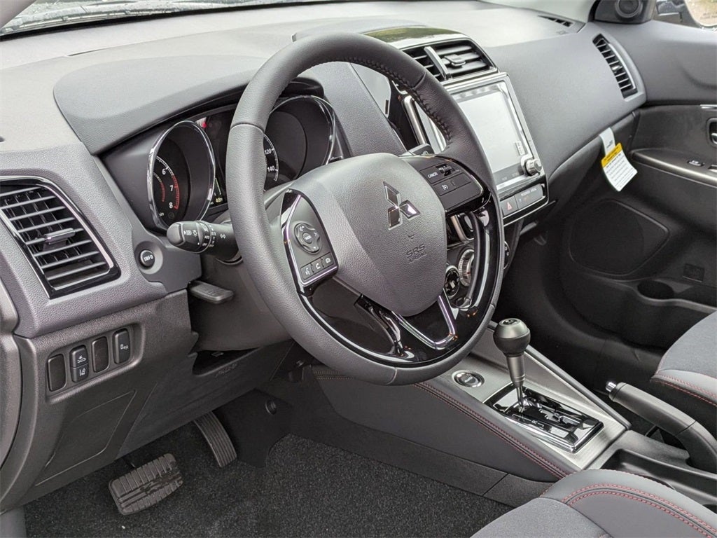 2025 Mitsubishi Outlander Sport 2.0 SE