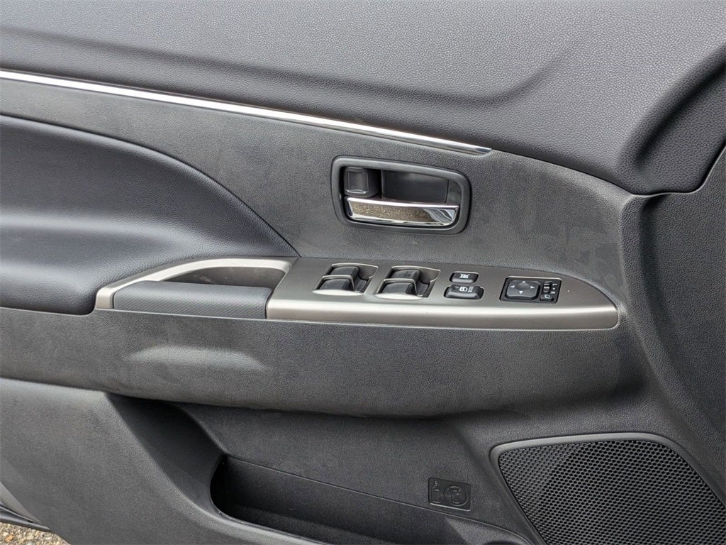 2025 Mitsubishi Outlander Sport 2.0 SE