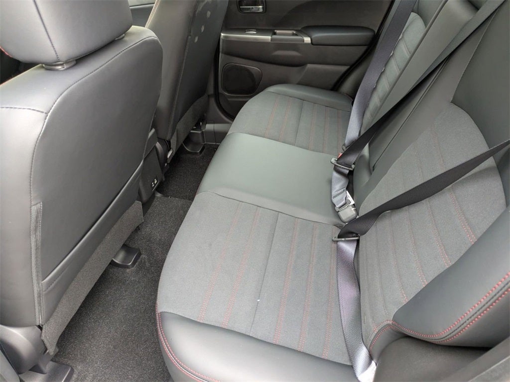 2025 Mitsubishi Outlander Sport 2.0 SE