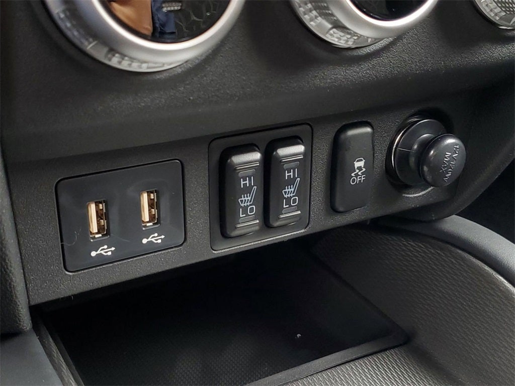 2025 Mitsubishi Outlander Sport 2.0 LE