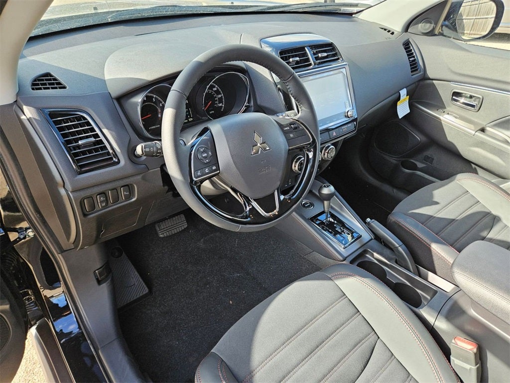 2025 Mitsubishi Outlander Sport 2.0 SE