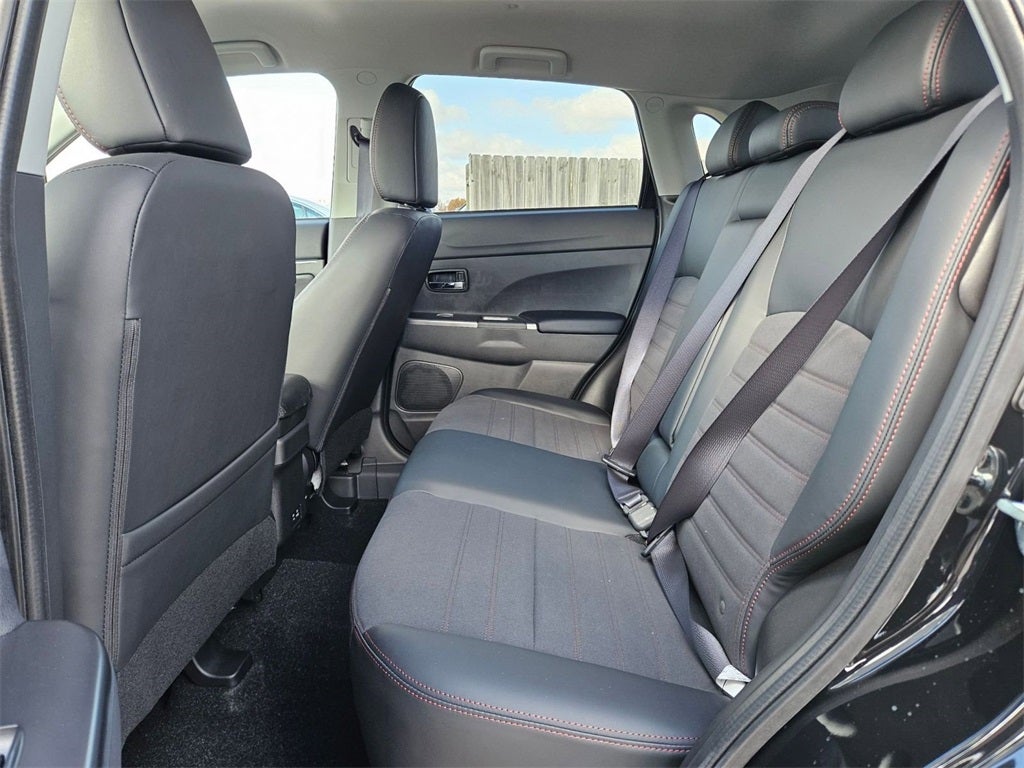 2025 Mitsubishi Outlander Sport 2.0 SE