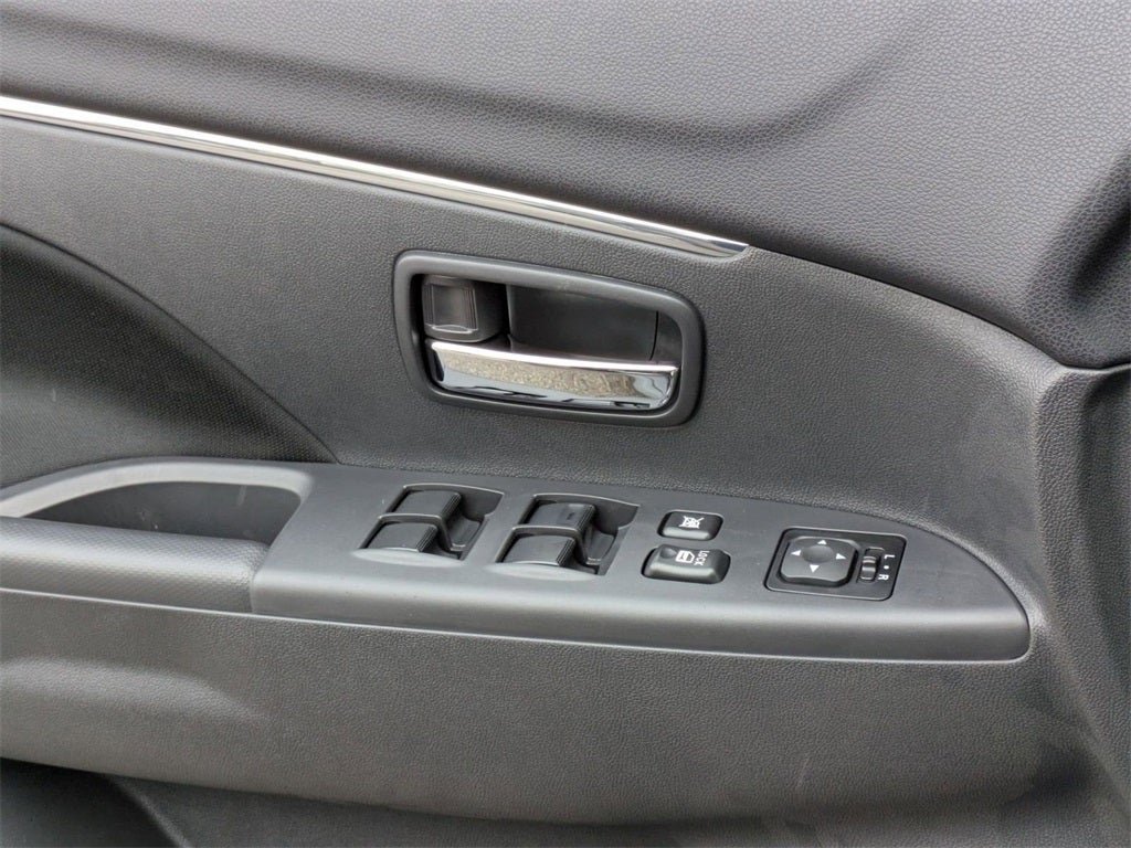 2025 Mitsubishi Outlander Sport 2.0 ES