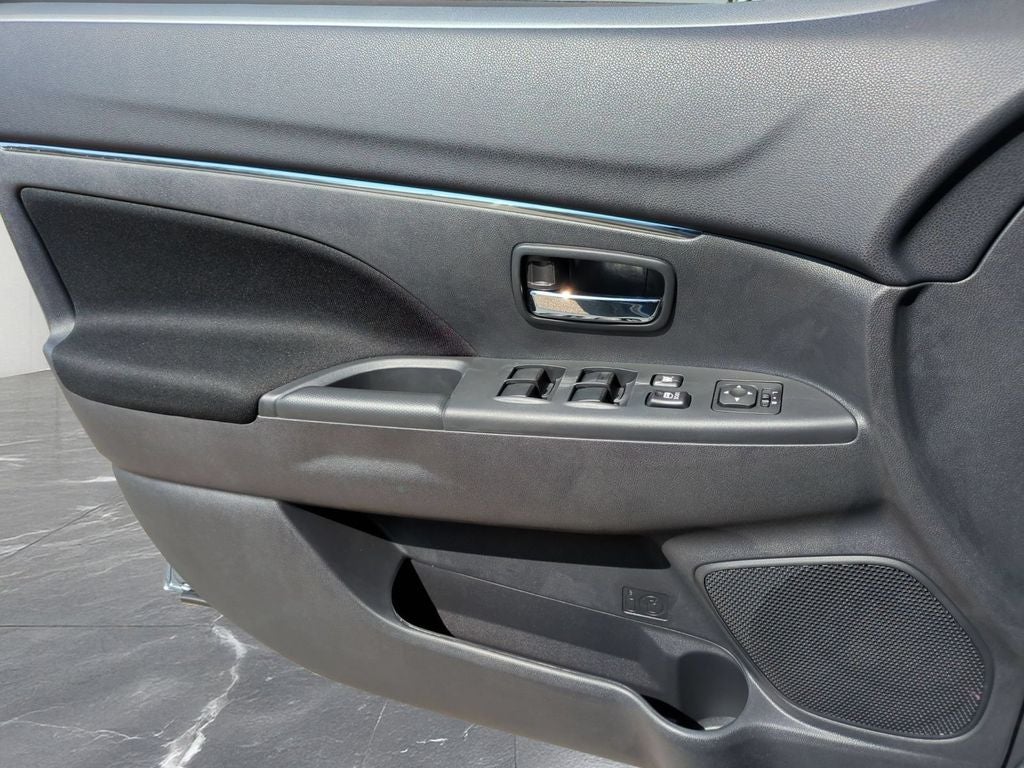 2026 Mitsubishi Outlander Sport 2.0 ES