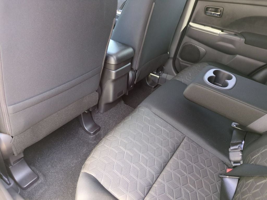 2026 Mitsubishi Outlander Sport 2.0 ES