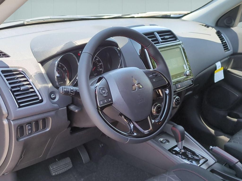 2026 Mitsubishi Outlander Sport 2.0 LE
